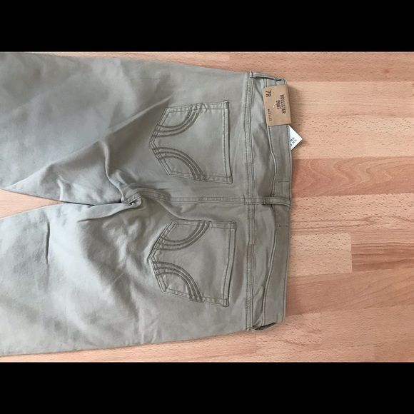 HOLISTER JEANS - Picture 5 of 8